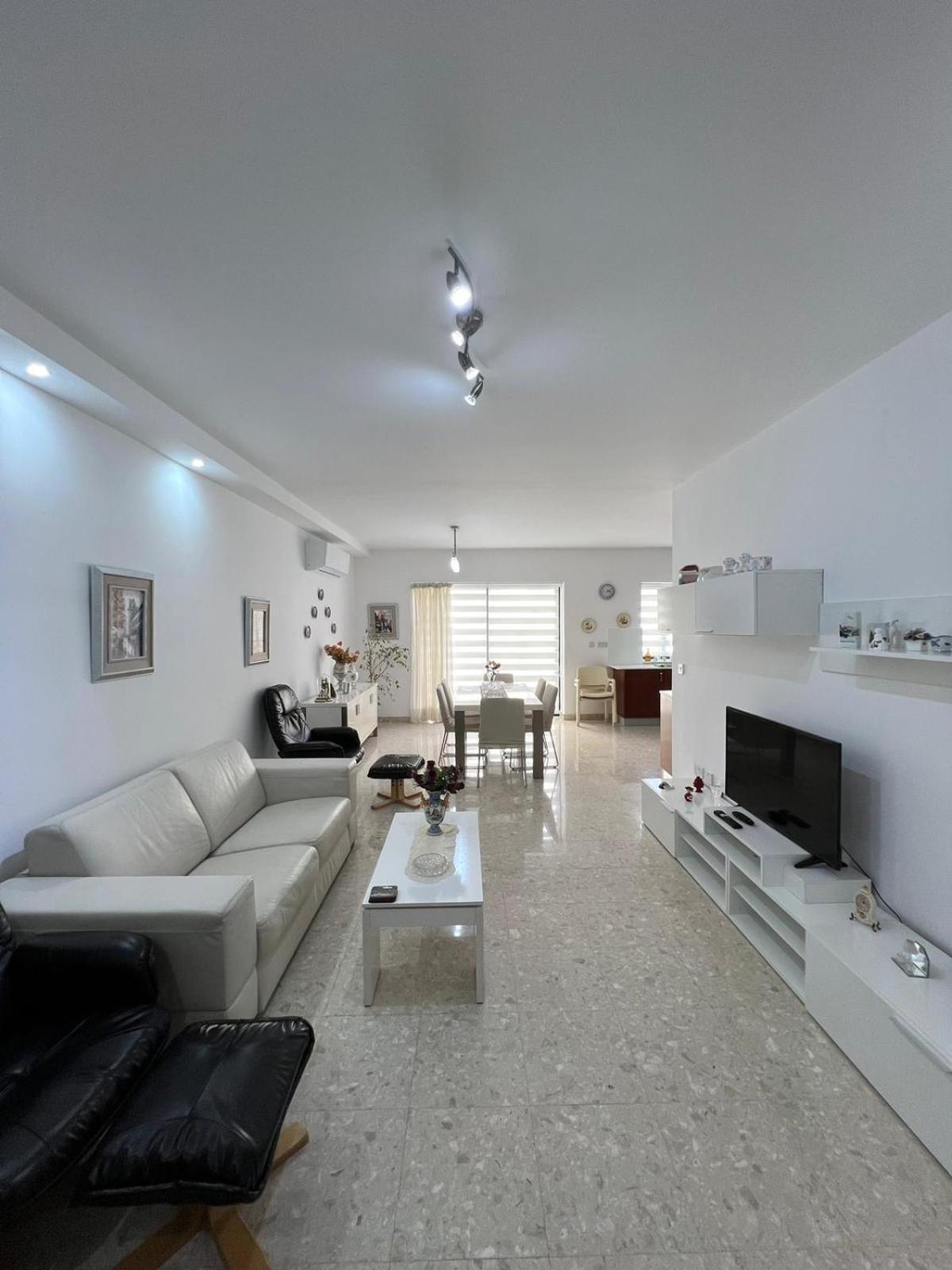 Appartement Seaview 2 Bedroom In Qui-si-sana, *